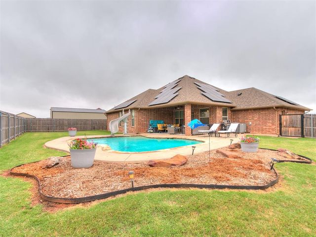 507 Arrowhead Drive, Tuttle, OK 73089