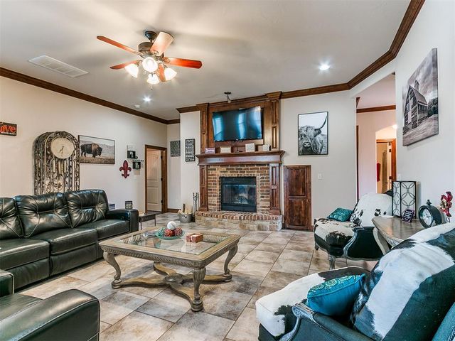 507 Arrowhead Drive, Tuttle, OK 73089