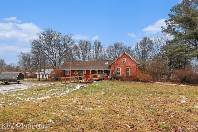 4202 Palms Road, Casco, MI 48064