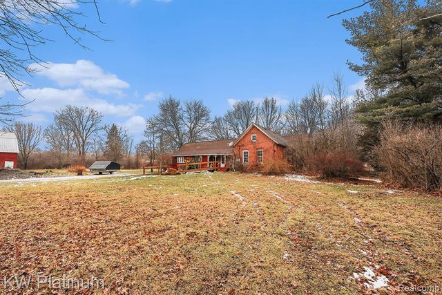 4202 Palms Road, Casco, MI 48064