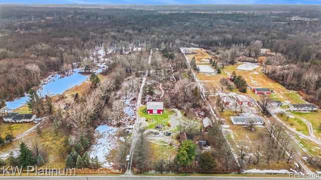 4202 Palms Road, Casco, MI 48064