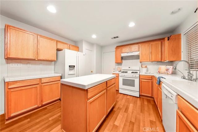 43635 Castle Circle, Lancaster, CA 93535