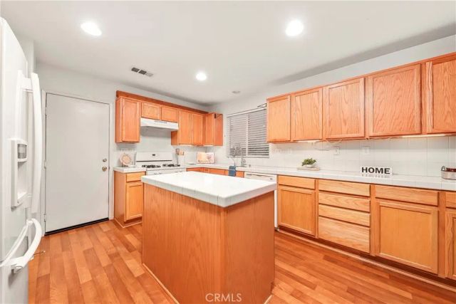 43635 Castle Circle, Lancaster, CA 93535