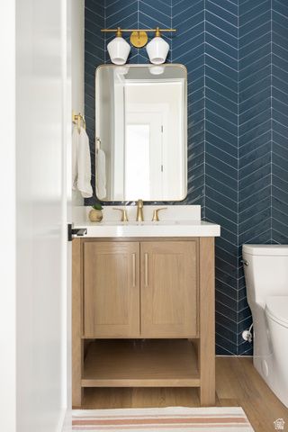 10241 S DIMPLE DELL LN, Sandy, UT 84092