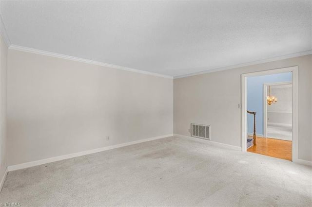 1616 Heathcliff Road, High Point, NC 27262