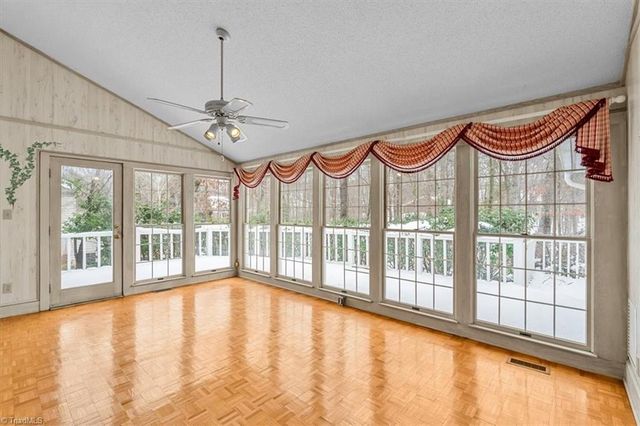 1616 Heathcliff Road, High Point, NC 27262