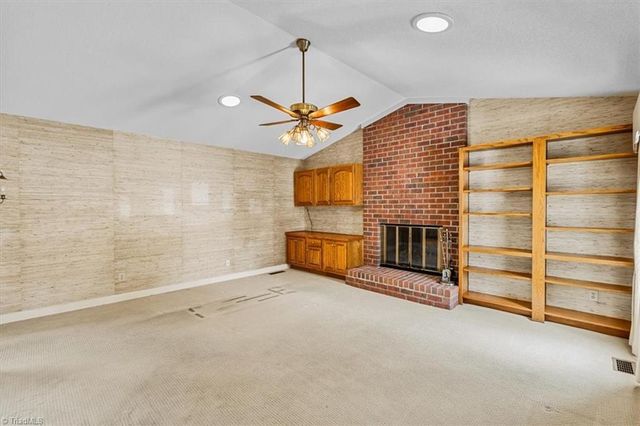 1616 Heathcliff Road, High Point, NC 27262