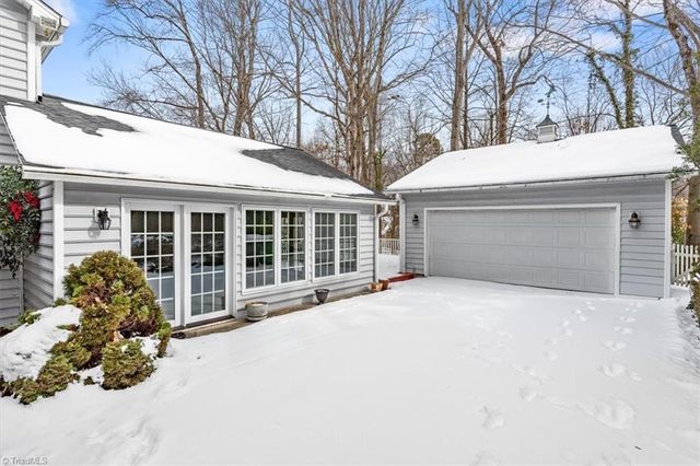 1616 Heathcliff Road, High Point, NC 27262