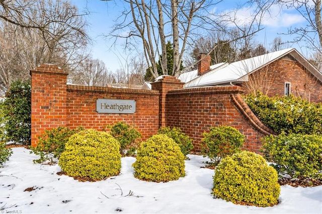 1616 Heathcliff Road, High Point, NC 27262