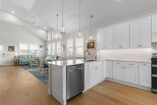 12 MOODY DRIVE, Palm Coast, FL 32137