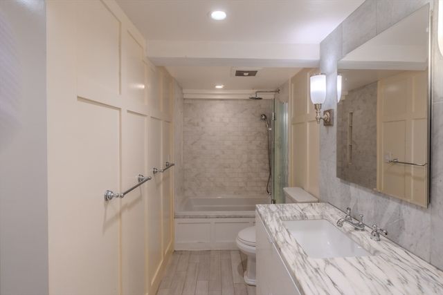 129 Essex St 8, Salem, MA 01970