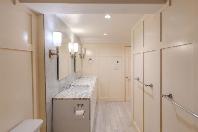 129 Essex St 8, Salem, MA 01970