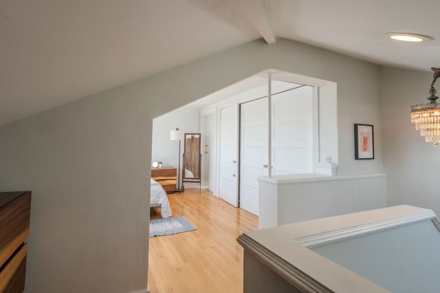 129 Essex St 8, Salem, MA 01970