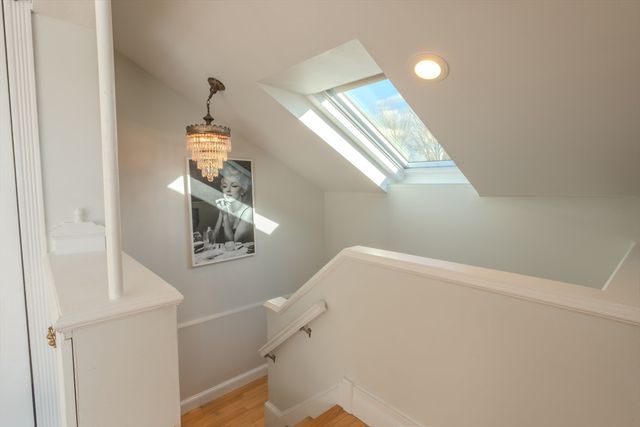 129 Essex St 8, Salem, MA 01970