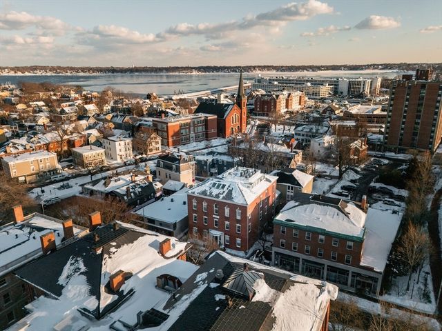 129 Essex St 8, Salem, MA 01970