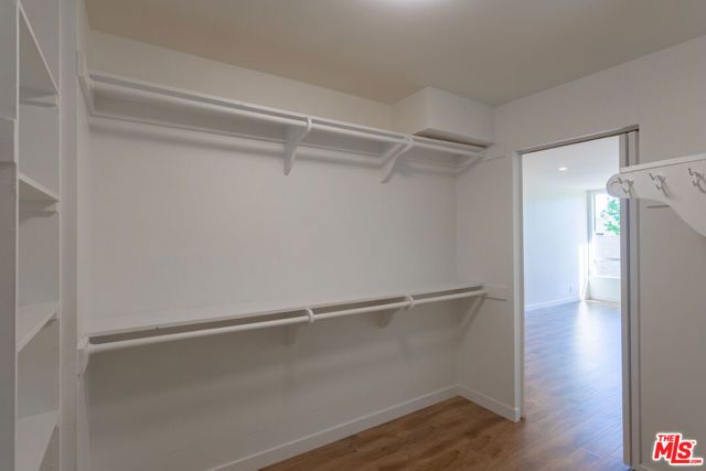 403 N Oakhurst Drive 303, Beverly Hills, CA 90210