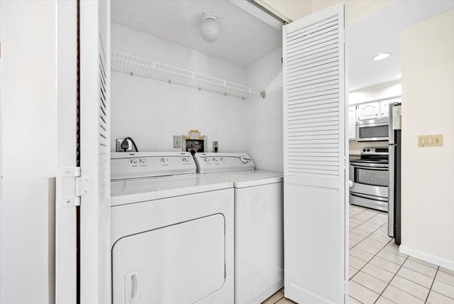 810 Tuckers Lane 810, Hingham, MA 02043