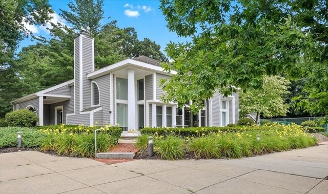 810 Tuckers Lane 810, Hingham, MA 02043