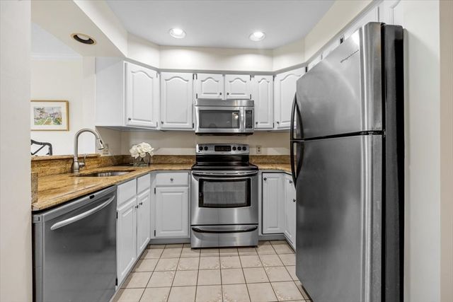 810 Tuckers Lane 810, Hingham, MA 02043