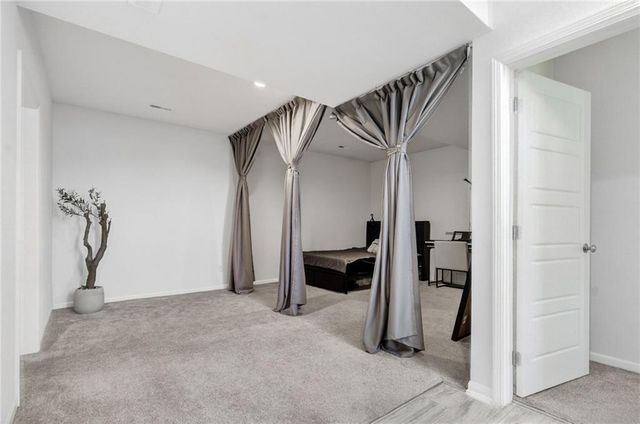 1012 Poplar Lane, Liberty, MO 64068