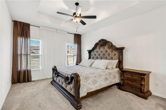 1012 Poplar Lane, Liberty, MO 64068