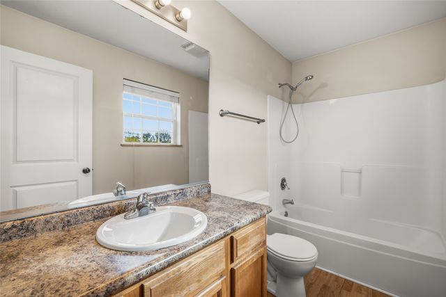 1731 SW 32nd Lane, Ankeny, IA 50023