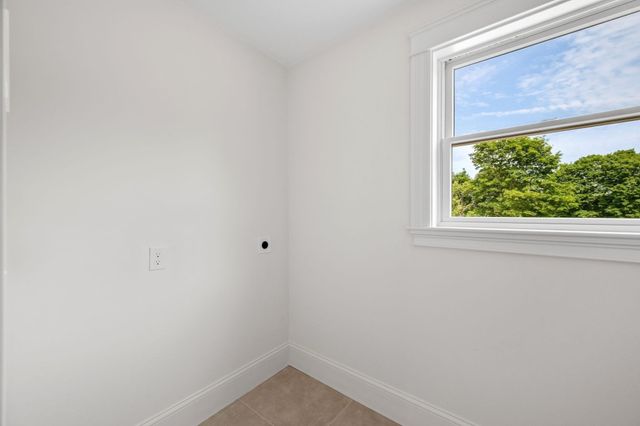 41 Hobart Street 2, Danvers, MA 01923