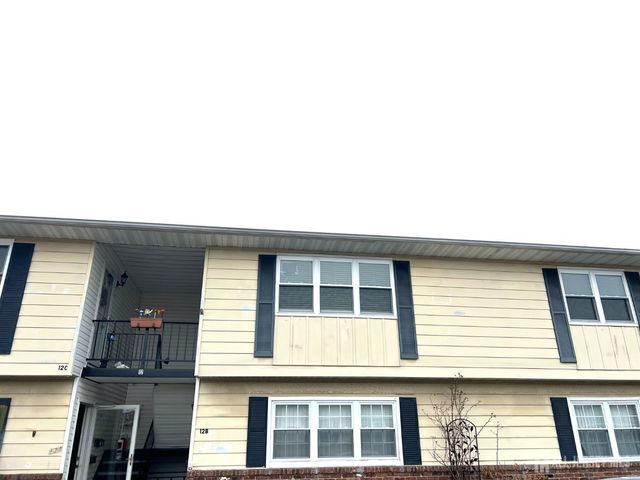 12 Louisiana Drive D, Old Bridge, NJ 07747