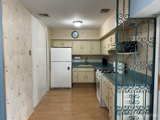 12 Louisiana Drive D, Old Bridge, NJ 07747