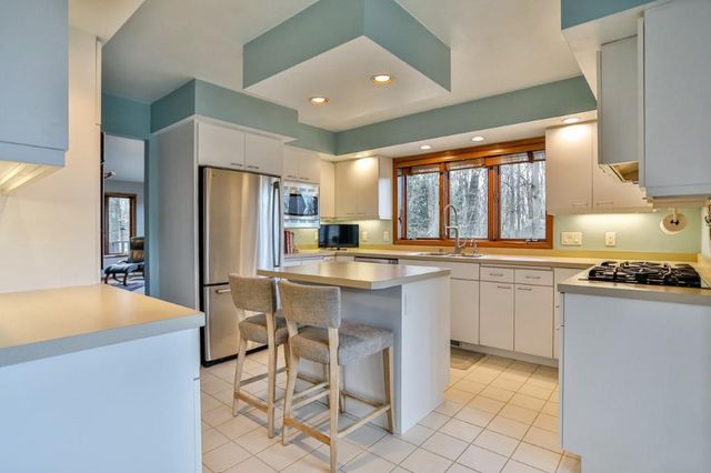 227238 CLIFFSIDE COURT, Wausau, WI 54401