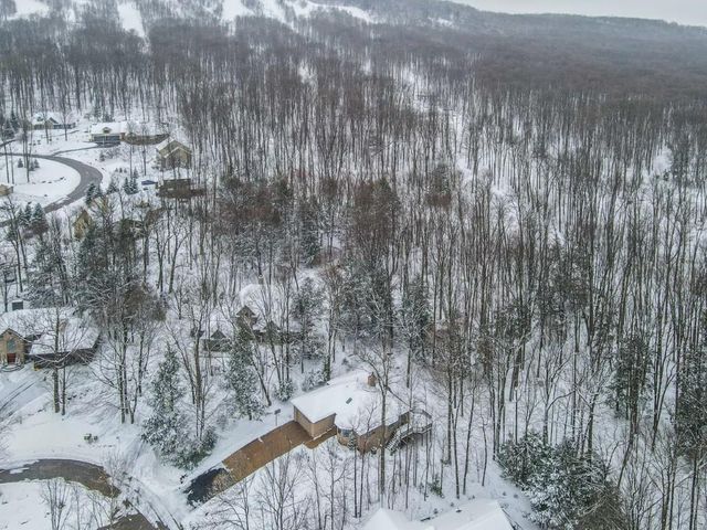 227238 CLIFFSIDE COURT, Wausau, WI 54401