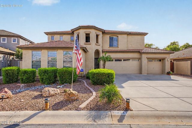 31292 N SADDLEBAG Lane, San Tan Valley, AZ 85143