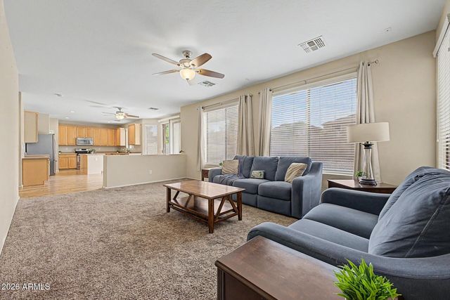 31292 N SADDLEBAG Lane, San Tan Valley, AZ 85143