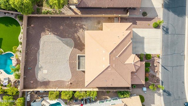 31292 N SADDLEBAG Lane, San Tan Valley, AZ 85143