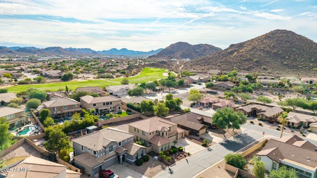 31292 N SADDLEBAG Lane, San Tan Valley, AZ 85143