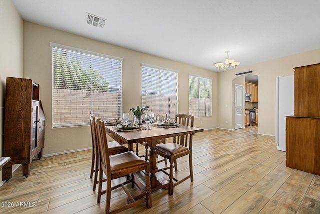 31292 N SADDLEBAG Lane, San Tan Valley, AZ 85143