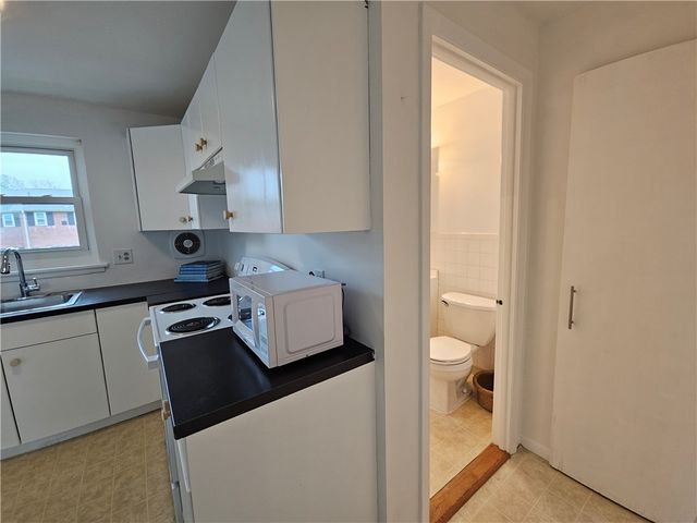 70 Carroll Avenue 1004, Newport, RI 02840