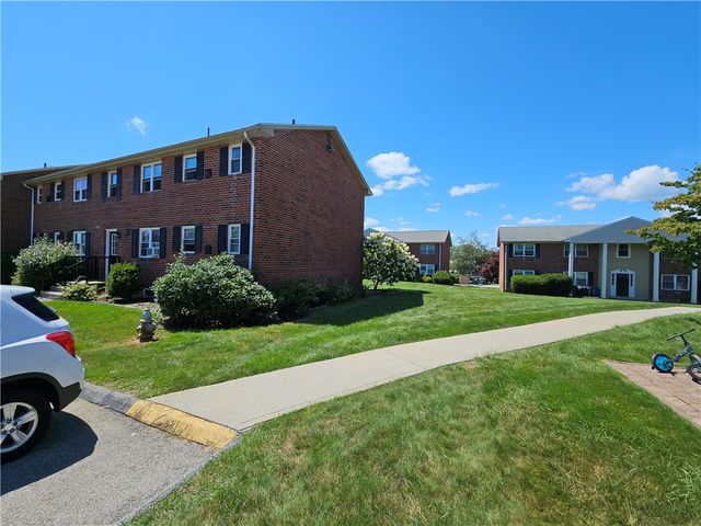 70 Carroll Avenue 1004, Newport, RI 02840
