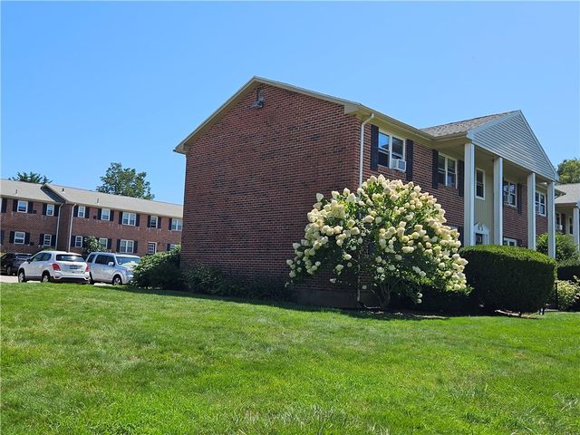 70 Carroll Avenue 1004, Newport, RI 02840
