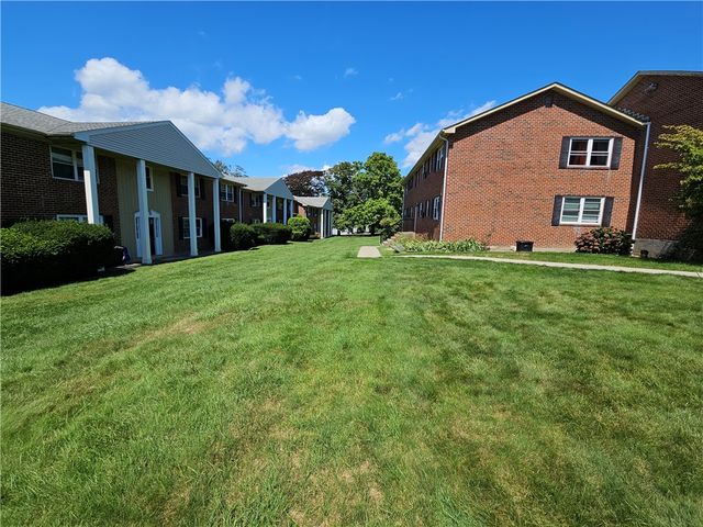 70 Carroll Avenue 1004, Newport, RI 02840