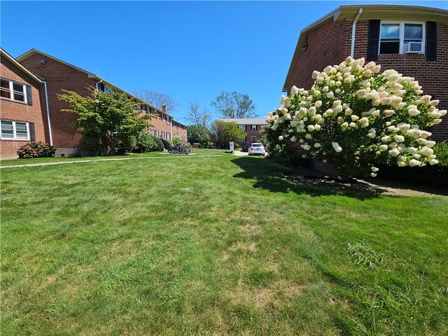 70 Carroll Avenue 1004, Newport, RI 02840