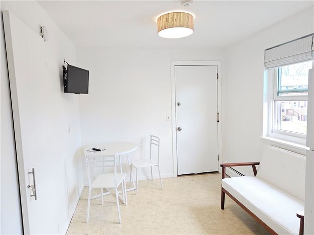 70 Carroll Avenue 1004, Newport, RI 02840