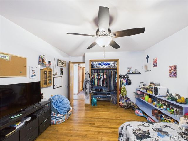 515 W James Boulevard, St James, MO 65559