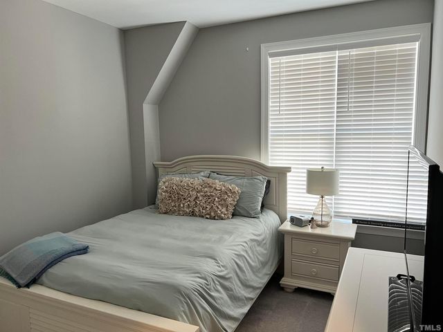 5807 Abingdon Ridge Place, Raleigh, NC 27607