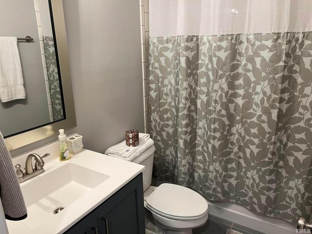 5807 Abingdon Ridge Place, Raleigh, NC 27607