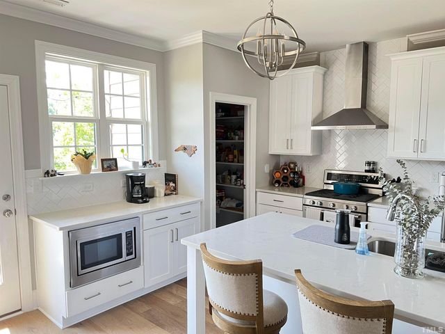 5807 Abingdon Ridge Place, Raleigh, NC 27607