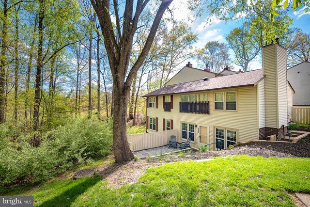 2832 CHABLIS CIR, Woodbridge, VA 22192