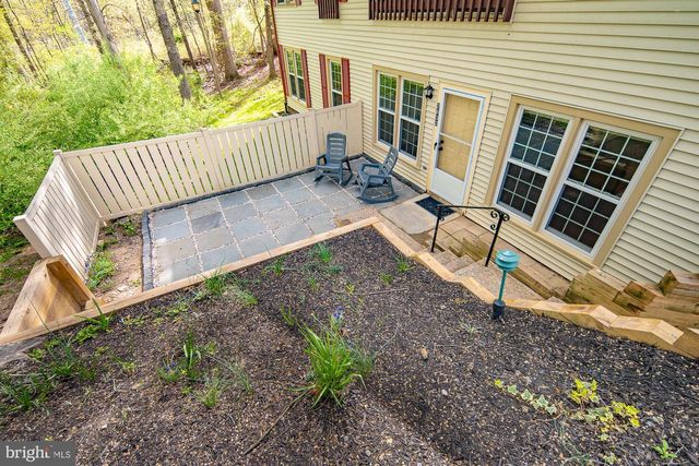 2832 CHABLIS CIR, Woodbridge, VA 22192
