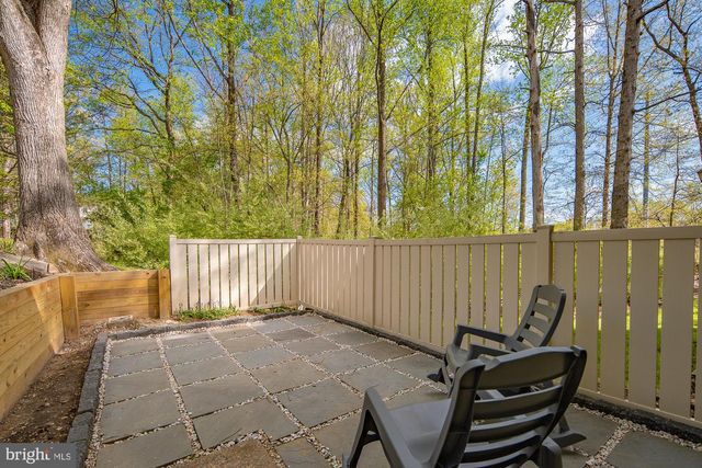 2832 CHABLIS CIR, Woodbridge, VA 22192