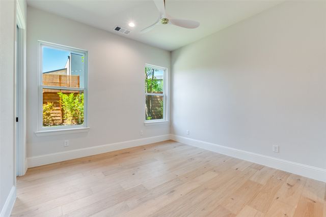 3845 Van Ness Lane, Dallas, TX 75220